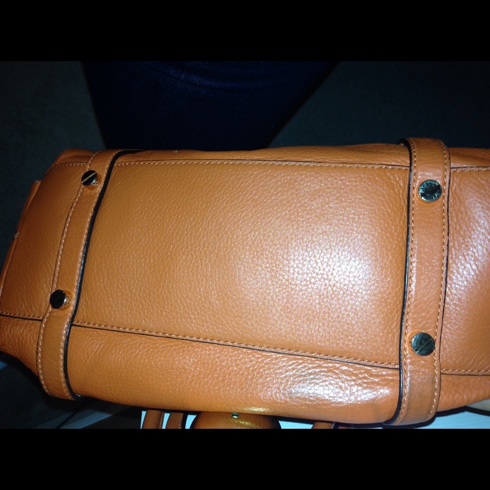 Authentic Michael Kors Bedford Satchel - Picture 4 of 4